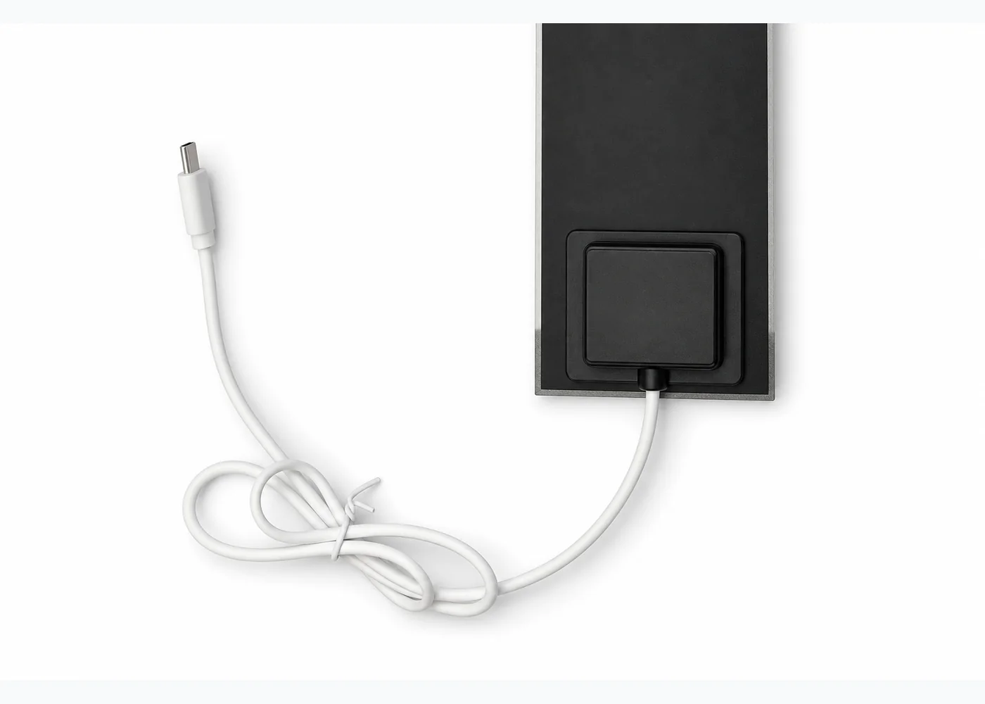 Connecteur USB Type-C mâle et module arrière du panneau solaire MD-HSM36060